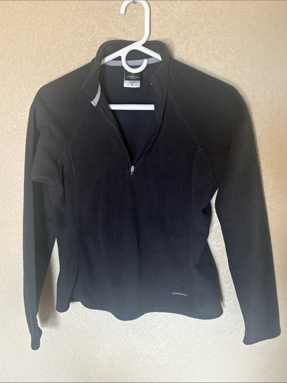 Patagonia Women’s Black Quarter-Zip Fleece Pullover